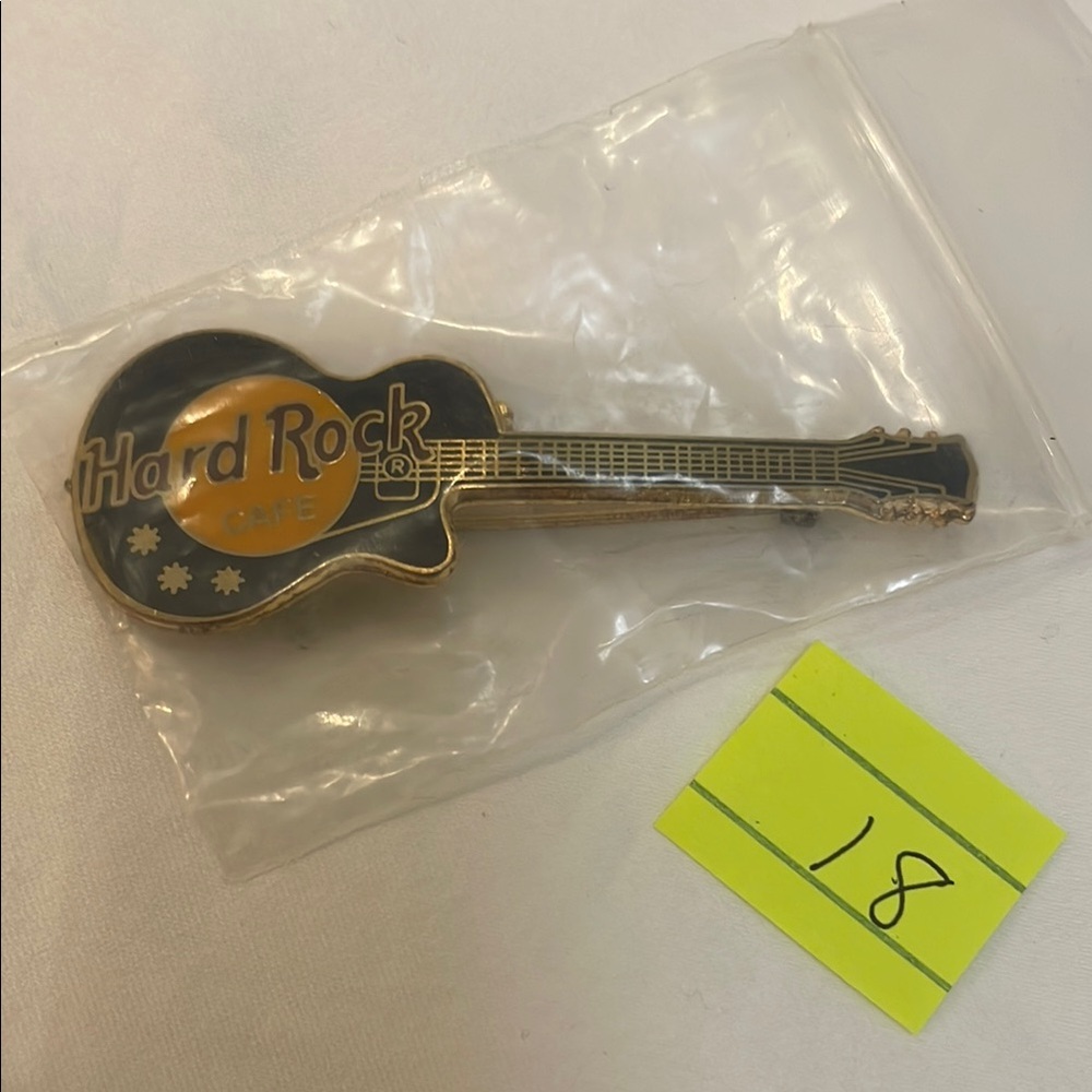 Hard Rock Cafe Guitar Pin London